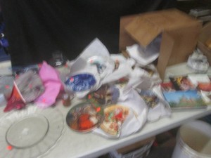 (BR2) Lot of Random - Collector Plates and Other Misc