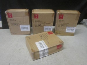 (BR3) 24 Picture Frames 4 Boxes of 6