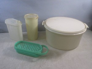 (CS) Vintage Tupperware