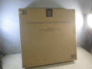 (EW4) New Unopened 24-Inch Bunny Ears Tinsel Wreath