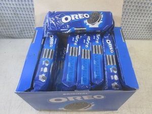 (B-1) Box of 24 6-Cookie Packs of Oreo Cookies