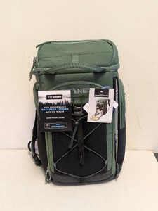 NEW TITAN PRO HIGH PERFORMANCE BACKPACK COOLER WITH ICEWALLS GREENBLACK
