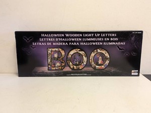NEW HALLOWEEN WOODEN LIGHT UP LETTERS