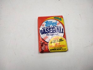 1988 Topps Major League Baseball Sealed Wax Pack - 15 Cards  Gum Stick, Spring Fever