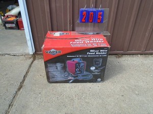 Vaper 90 amp 115 volt wire feed welder. Used 1 time to weld about 4 feet. As shown.