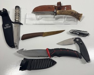 6 Knives Fixed Blade, Multi Tool, Camping, Ugly Stik- Used