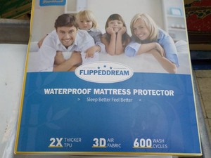 Flipped Dream Twin Size Waterproof Mattress Protector