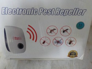 6 pack Electronic Pest Repellers