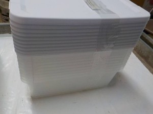 10 Plastic 11 x 6 x 5 Storage Totes with Lids