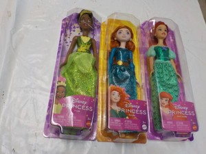 3 Disney Princess Dolls