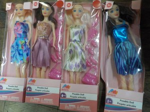 4 Posable Dolls
