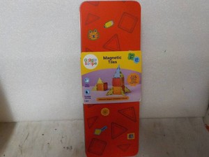 Magnetic Tiles