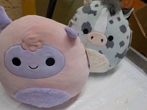 2 Squishmallows
