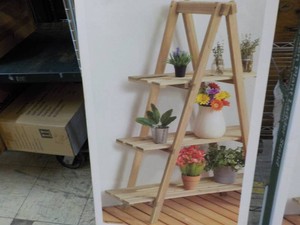 Wooden Plant Ladder Stand