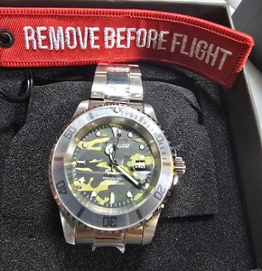 NEW Chase-Durer Professional 200M Watch  Camo Dial  Swiss Movement  Boxed