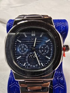 Montres Carlo Sleek Silver-Tone Black Multi-Dial Quartz Watch