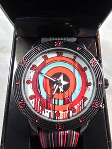 ASSEMBLE IN STYLE MARVEL CAPTAIN AMERICA SHIELD COLLECTOR WATCH