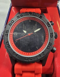 SWING INTO ACTION MARVEL SPIDER-MAN HOMECOMING RED & BLACK COLLECTOR WATCH