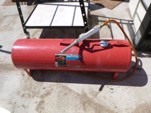 Blitz Professional Fuel Station with Pump