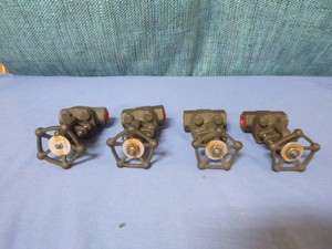 4 High Pressure Valves