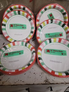 6 packages of 24ct Heavy Duty 10in disposable paper plates (144ct total)