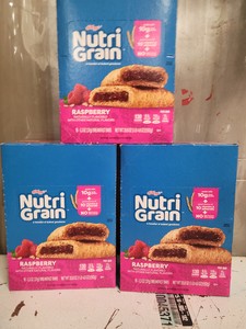 3 boxes Kelloggs Nutri-Grain Breakfast Bars Raspberry 16ct- 1.3oz bars per box