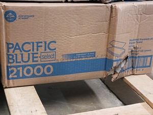 Pacific Blue 21000 MultiFold premium 2-ply white paper towels 16 packs of 125 towels2000 total