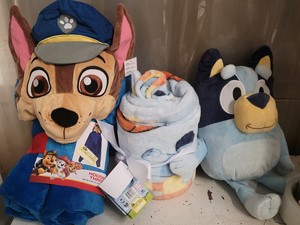 Paw Patrol 30x50in Hooded Throw & Bluey 48x58 Throw and Hugger set