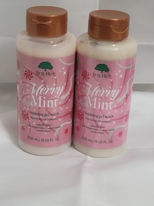 2-pack of 18oz Tree Hut Merry Mint Foaming gel body wash