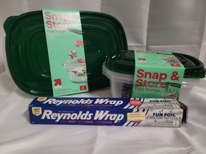 Assorted size Snap & Store plus Reynolds Wrap aluminum foil
