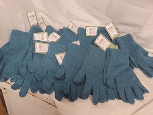 12pc Womens knit Goodfellow light weight winter gloves