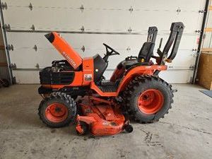 Kubota B7610 HST Compact Tractor 4WD