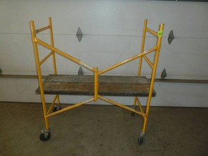Yellow Scaffold 24 x 48