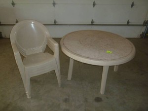 Plastic Patio Table & Chairs