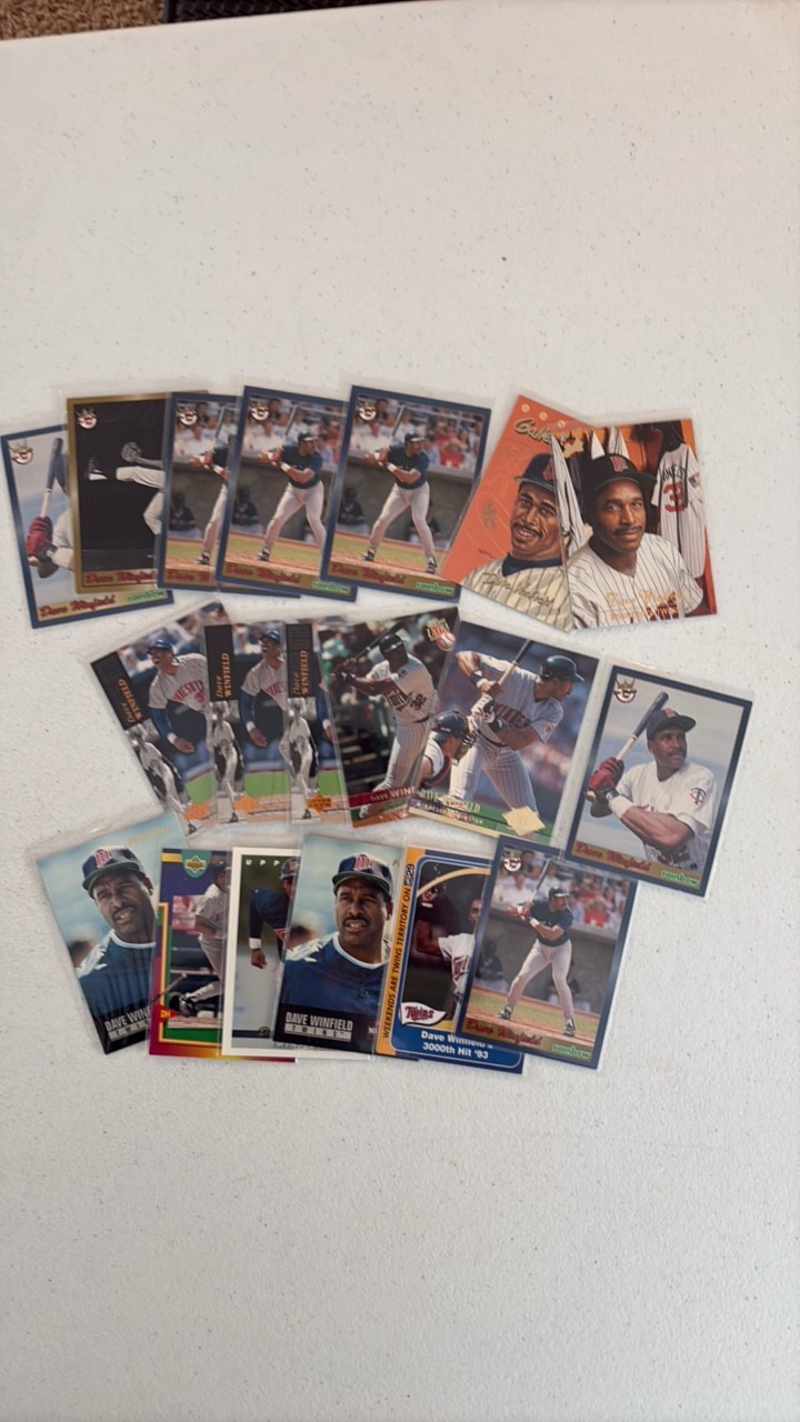 Dave Winfield Minnesota Twins Card Lot