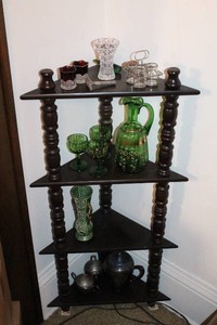 Victorian Corner Shelf