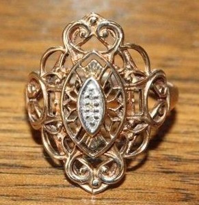 10K Gold & Diamond Art Nouveau Filigree Ring