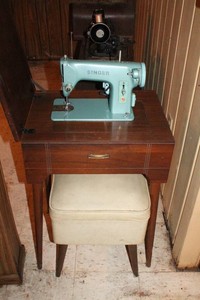 Singer Sewing Machine