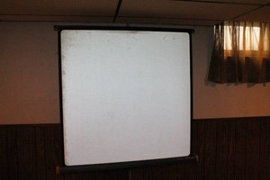 Da-Lite Projection Screen