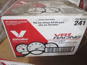 12 Quarts Valvoline SAE60 racing oil