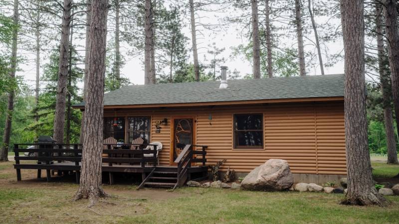 CB12 Timber Bay Cabin Experience - Two Bedroom Experience - The Lynx - 2 Room - 3 Bed - Sleeps 5