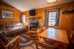CB01 Timber Bay Cabin Experience - Two Bedroom Experience - The Cougar - 2 Room - 3 Bed Sleeps 6 (with futon)