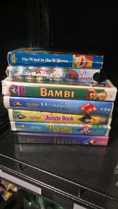 Lot of 7 Classic VHS Tapes