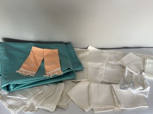 Vintage Table Linens & Turquoise Vinyl Tablecloth Mixed Lot