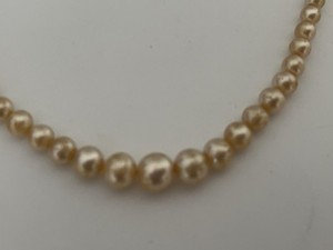 Vintage DuBarry Japan Simulated Pearl Necklace Graduated Strand
