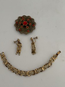 Vintage Costume Jewelry Bracelet Screwback Earrings & Red Brooch