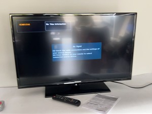 Samsung 32in LED TV UN32EH4003F With Remote Stand Manual