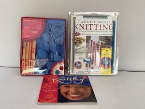 New Beginner Knitting Kit Lot Boye Klutz Lion Brand Instruction Book