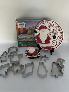 Christmas Holiday Serving Plate Dish Cookie Cutters & Puzzle Lot
