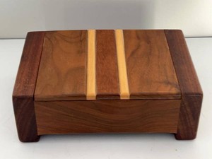 Handcrafted Hardwood Keepsake Box Inlaid Lid Trinket Jewelry Case